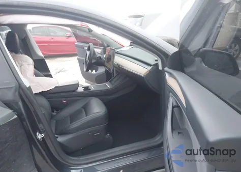 2024 Tesla Model Y Long Range Dual Motor All-Wheel Drive из США, поврежденный, VIN 7SAYGDEE3RA253757